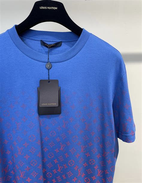 louis vuitton v neck t shirt|Louis Vuitton monogram gradient.